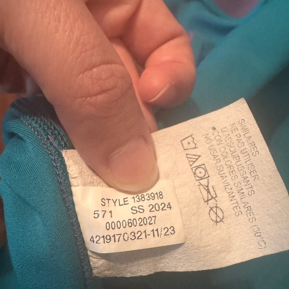 Under armour reversibles crop top in purple and teal 1x - Picture 5 of 6